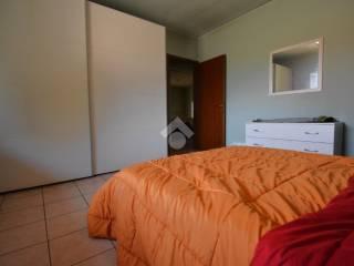 Villa bifamiliare via Medole 42, Centro, Castiglione delle Stiviere — foto 17 di 45