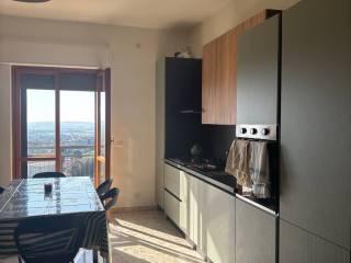 Stanza singola viale Traiano traversa 1 2, Altamura — foto 6 di 6
