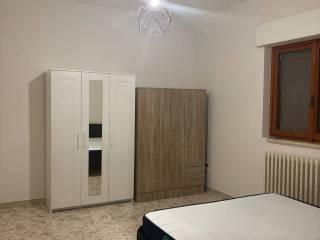 Stanza singola viale Traiano traversa 1 2, Altamura