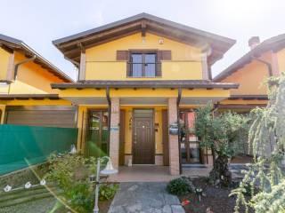 Villa a schiera via Publio Virgilio Marone, Centro, Tradate — foto 17 di 46