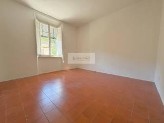 Appartamento Località Fabbrica, Pescaglia — foto 7 di 20