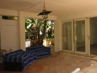 Appartamento in villa via degli Oleandri 13, Aci Trezza, Aci Castello