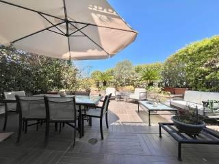 Villa unifamiliare 200 m², Addaura, Palermo