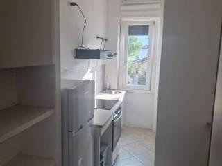 Trilocale piazzale Luigi Kossuth 5, Mompiano - Costalunga, Brescia