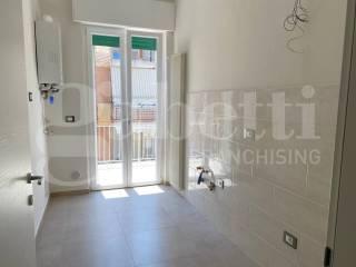Bilocale via Vittorio Veneto, Trani — foto 16 di 30