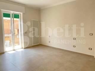 Bilocale via Vittorio Veneto, Trani — foto 18 di 30