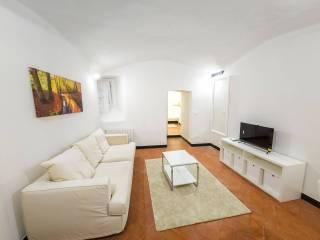 Appartamento via Benedetto Cairoli 5, Maddalena, Genova
