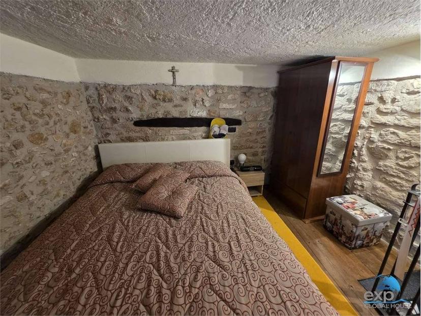 Loft, ottimo stato, Centro, Sant'Anatolia di Narco — foto 2 di 21