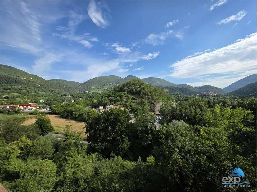 Loft, ottimo stato, Centro, Sant'Anatolia di Narco — foto 15 di 21