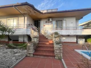 Villa unifamiliare via Vittorio Veneto, Pignataro Maggiore — foto 3 di 13