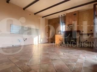 Villa unifamiliare via Vittorio Veneto, Pignataro Maggiore — foto 8 di 13