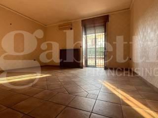Villa unifamiliare via Vittorio Veneto, Pignataro Maggiore — foto 2 di 13