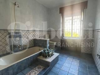 Villa unifamiliare via Vittorio Veneto, Pignataro Maggiore — foto 11 di 13