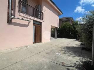 Villa bifamiliare via Giovanni Gianotti 9, Corso Savona - Trincere, Asti