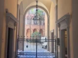 Mansarda via Santo Stefano 34, Centro Storico, Bologna — foto 4 di 29