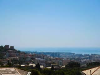 Appartamento via Carlo Montanari 1, Foce, Genova