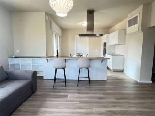Appartamento via Vanizza, Centro, Santa Lucia di Piave — foto 3 di 7