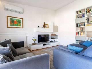 Villa unifamiliare via Porticcioli, 8, San Felice del Benaco — foto 4 di 25