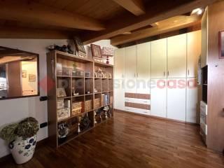 Appartamento via nuova, 88, Centro, Isola Rizza