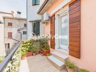 Villa unifamiliare, ottimo stato, 96 m², Costermano sul Garda — foto 2 di 19