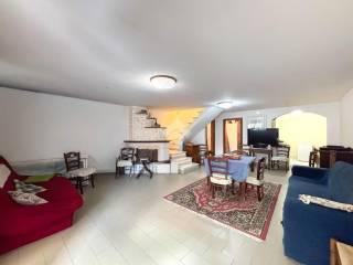 Villa a schiera via Acciano 23, Torretta - Torrione, L'Aquila — foto 26 di 28