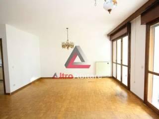 Villa unifamiliare via Mur Di Cadola No Number, Centro, Belluno — foto 2 di 43