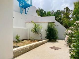 Villa unifamiliare via dei Bucaneve, Alcamo Marina, Alcamo