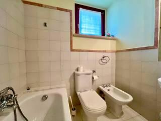 Appartamento via Costafredda 1, Centro, Colognola Ai Colli — foto 12 di 47