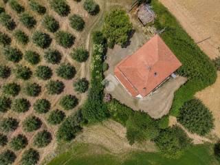 Villa unifamiliare Contrada Colle Santa Maria, Mosciano Sant'Angelo — foto 9 di 23