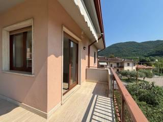 Trilocale via Falasco di Stallavena, Stallavena Lugo, Grezzana — foto 10 di 18