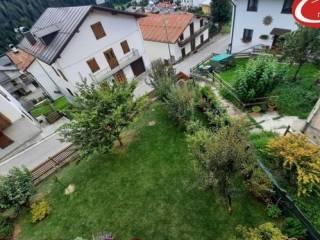 Villa unifamiliare via Parcellan, Centro, San Pietro di Cadore