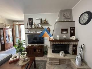 Appartamento viale Dante Alighieri, Lugnano in Teverina — foto 4 di 23