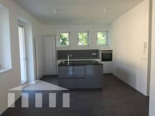 Trilocale via Castel Roncolo, 5, 39100 Bolzano Italia, Centro, Bolzano