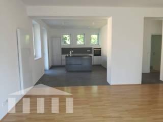 Trilocale via Castel Roncolo, 5, 39100 Bolzano Italia, Centro, Bolzano — foto 9 di 10