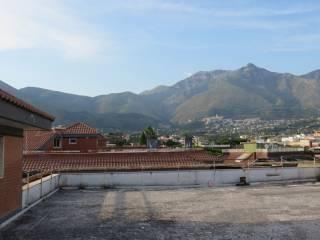 Attico via Appia Lato Napoli 1, Centro, Formia — foto 2 di 15