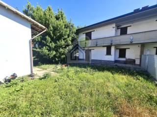 Villa bifamiliare via Carini, San Nazzaro, Monticelli d'Ongina — foto 3 di 28