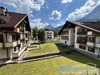 Appartamento via Guglielmo Marconi 17, Centro, Santo Stefano di Cadore — foto 31 di 32