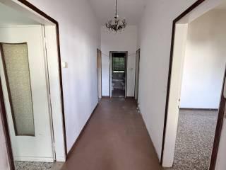 Villa bifamiliare via Filzi, Centro, San Giovanni Lupatoto — foto 4 di 12