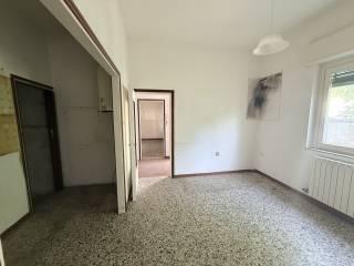 Villa bifamiliare via Filzi, Centro, San Giovanni Lupatoto — foto 3 di 12