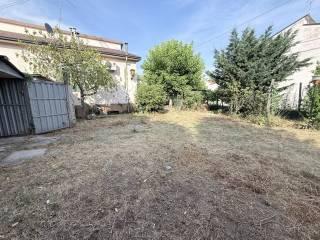 Villa bifamiliare via Filzi, Centro, San Giovanni Lupatoto — foto 9 di 12