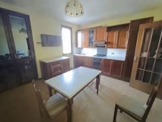 Villa a schiera 4 locali, buono stato, Centro, Capergnanica — foto 5 di 8