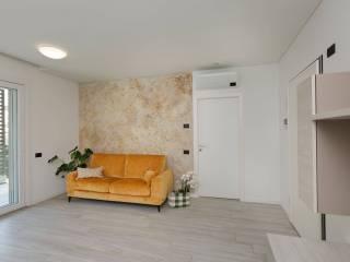 Bilocale via Vincenzo Bellini 8, Busnago — foto 4 di 16