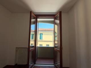 Quadrilocale via Luigi Einaudi 3, Centro, Mantova