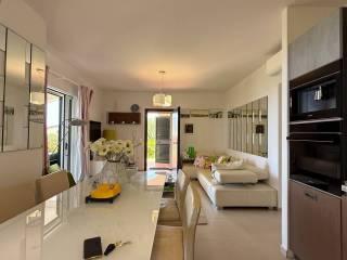 Villa unifamiliare via Paolo Borsellino, Zambrone — foto 3 di 31