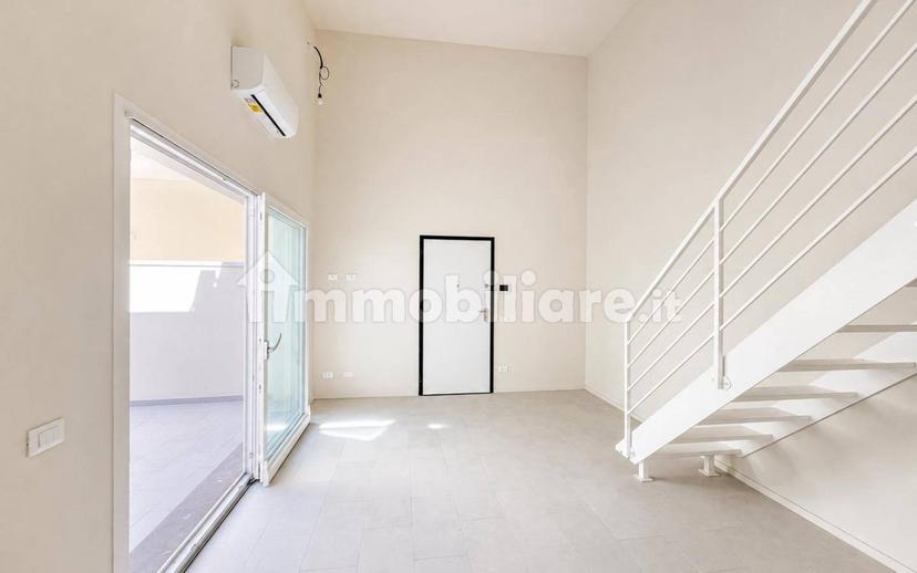 Loft via Dante Alighieri,  27, Centro, Pontedera — foto 3 di 25
