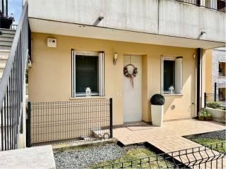 Appartamento via sille, 11, Carrè — foto 25 di 27