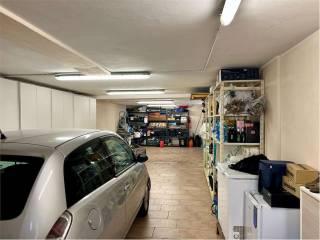Appartamento via sille, 11, Carrè — foto 20 di 27