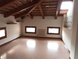 Mansarda 135 m², Centro, Bassano del Grappa — foto 8 di 24