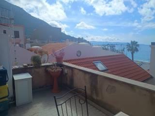 Bilocale via Giovanni Omiccioli 8, Centro, Scilla