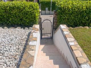 Villa unifamiliare, ottimo stato, 190 m², Moniga del Garda — foto 2 di 11